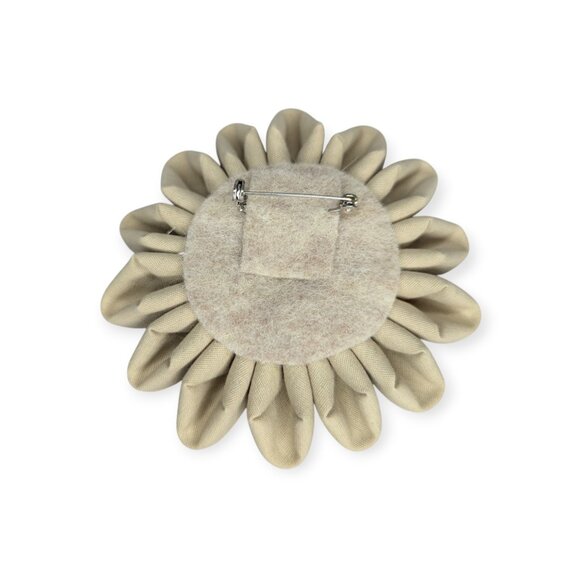 Scarlett & Maria Art Blossoms in Fabric Tan & Black Pin/Brooch 3" Handmade NWT - Picture 2 of 9